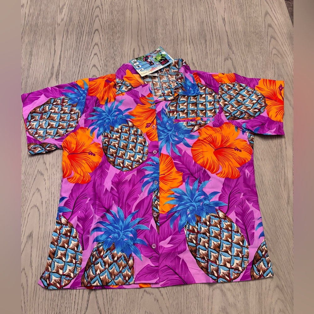 NWT King Kameha Hawaiian Shirt Size L